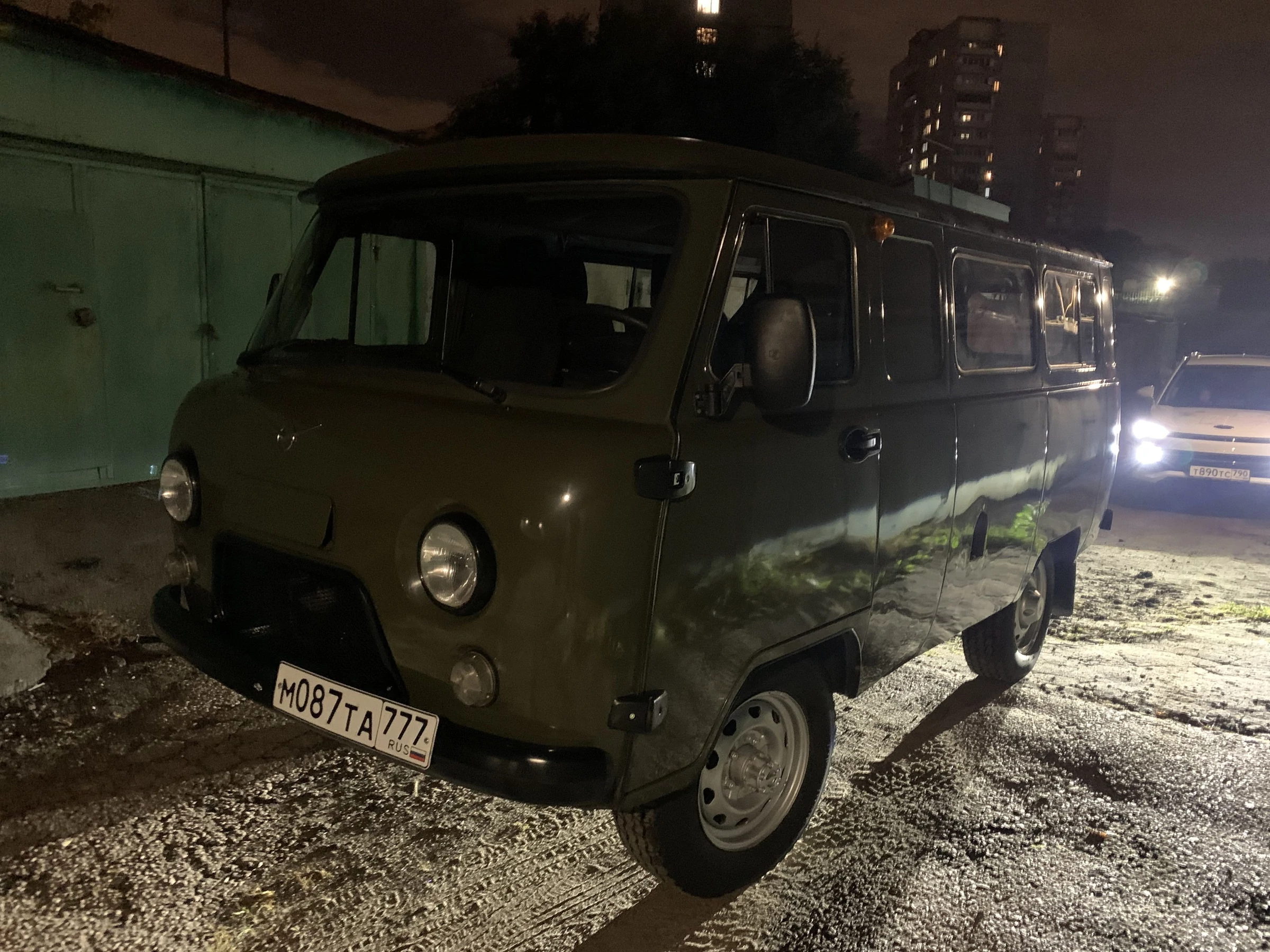 Внешний вид автомобиля — UAZ 469