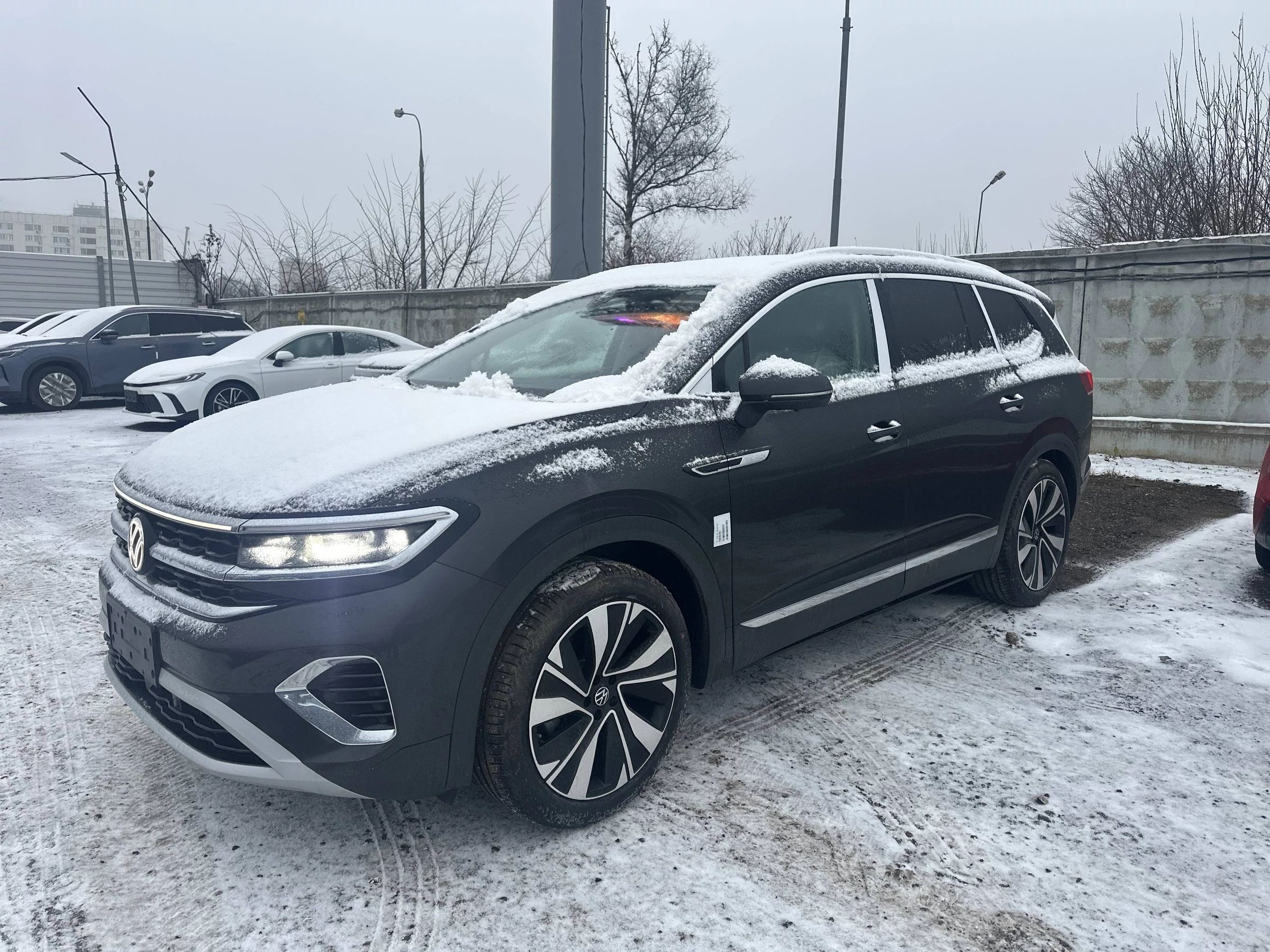 Внешний вид автомобиля — VOLKSWAGEN TALAGON
