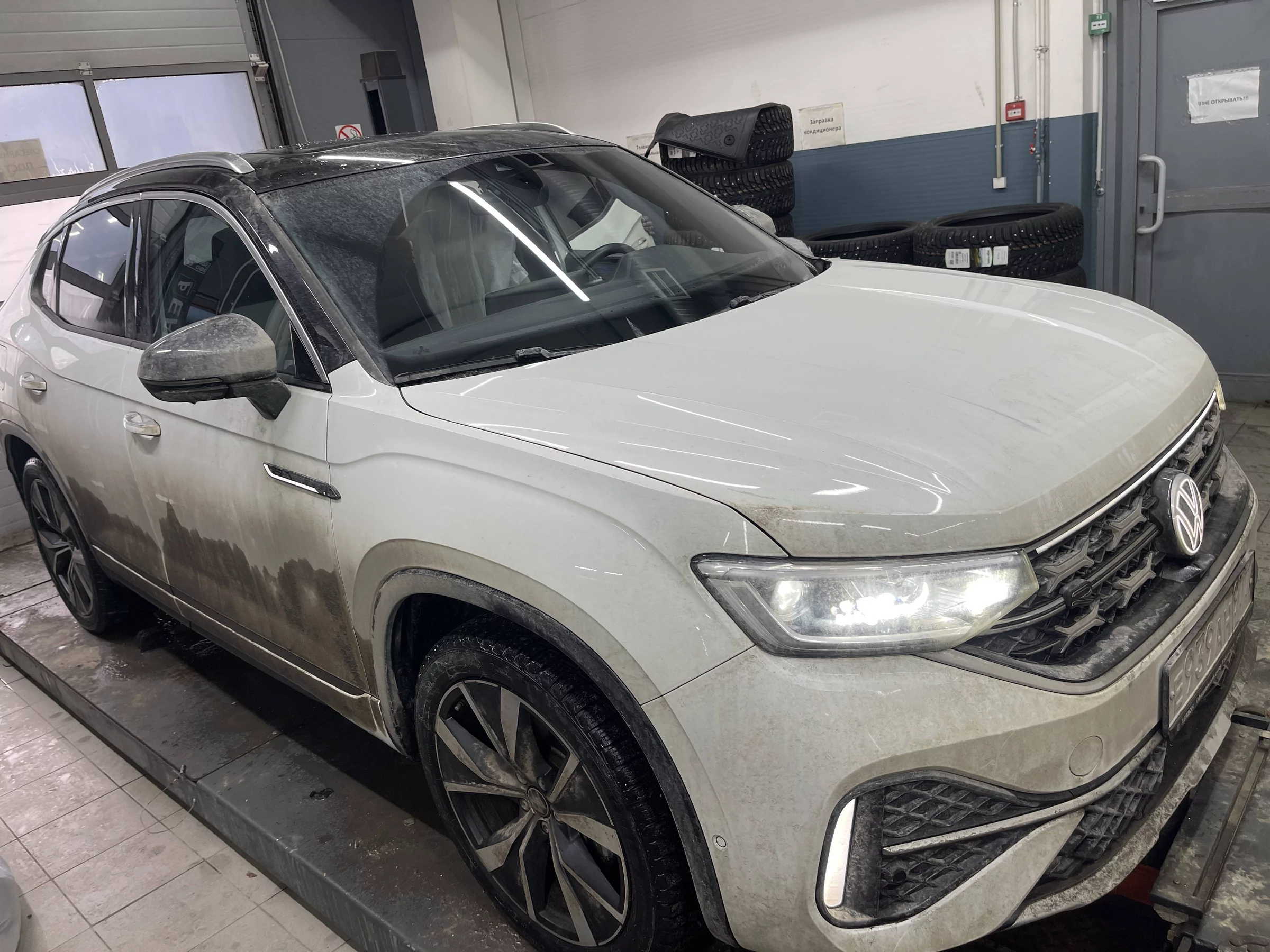 Внешний вид автомобиля — VOLKSWAGEN Tayron