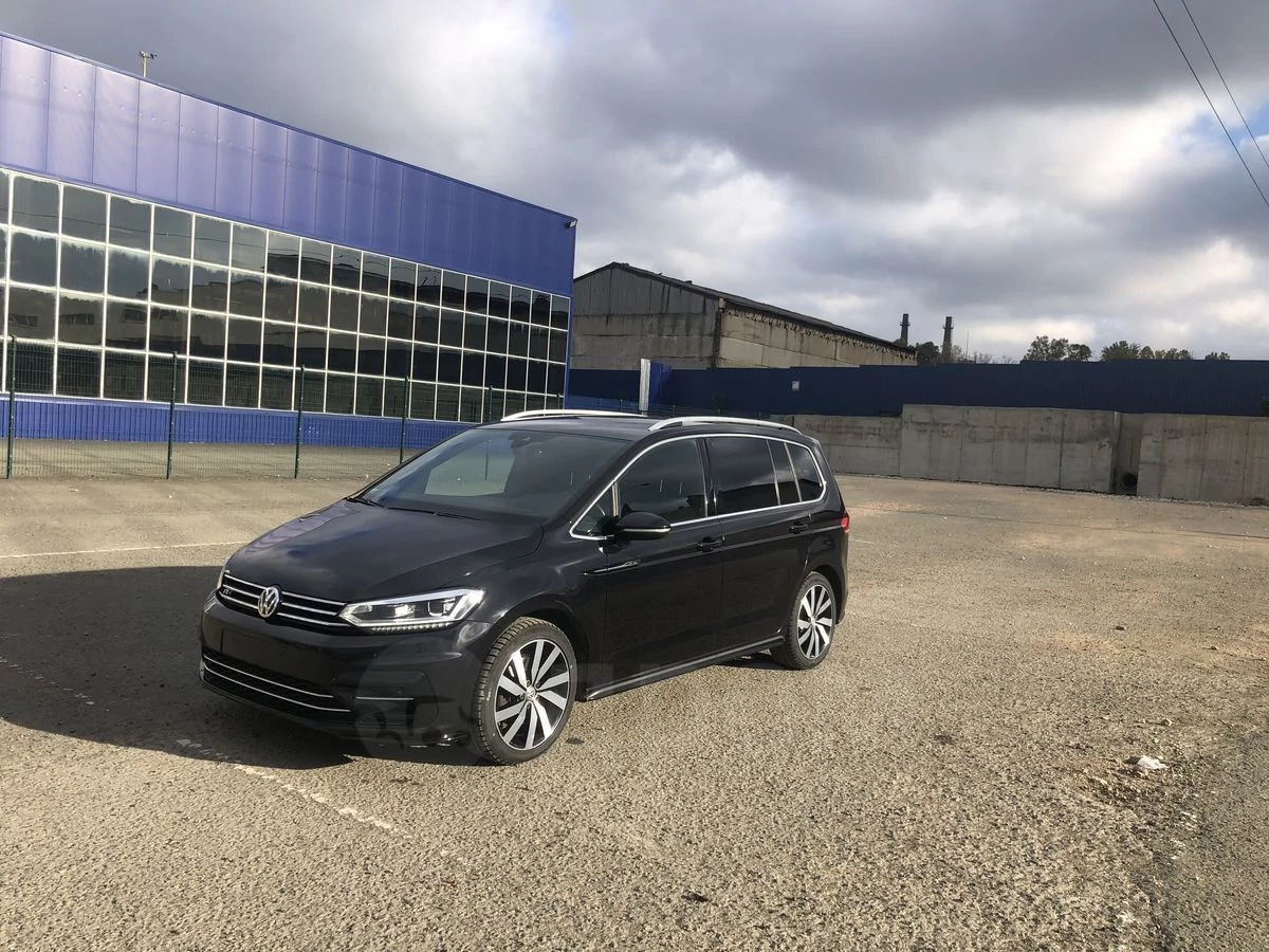 Внешний вид автомобиля — VOLKSWAGEN TOURAN